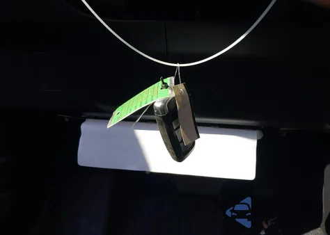 2021 Ford Escape Se Hybrid z USA, uszkodzony, nr VIN 1FMCU9BZ2MUA02960